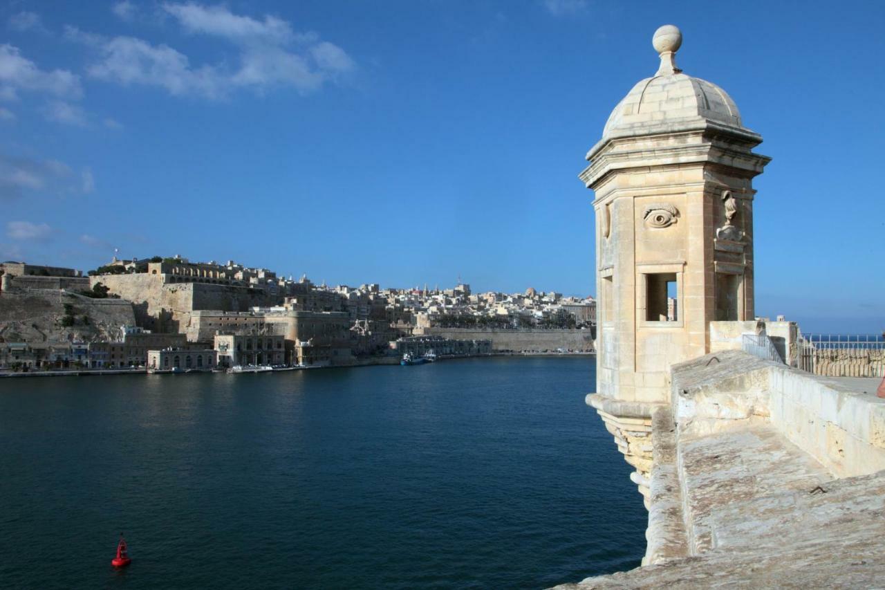 Senglea Medieval House Bagian luar foto