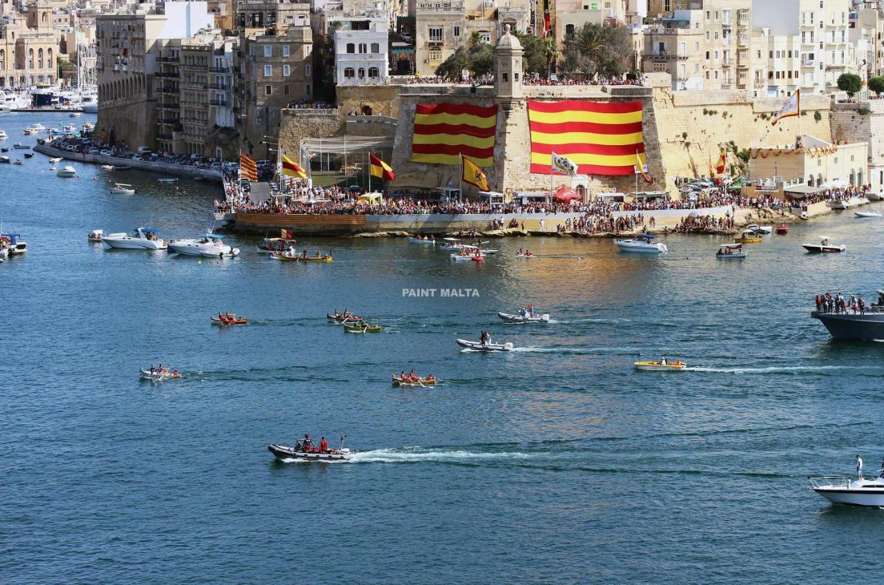 Senglea Medieval House Bagian luar foto