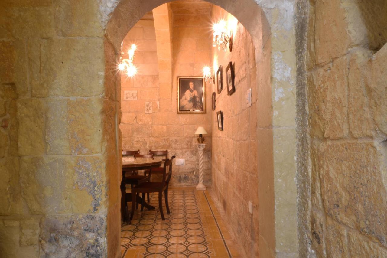 Senglea Medieval House Bagian luar foto