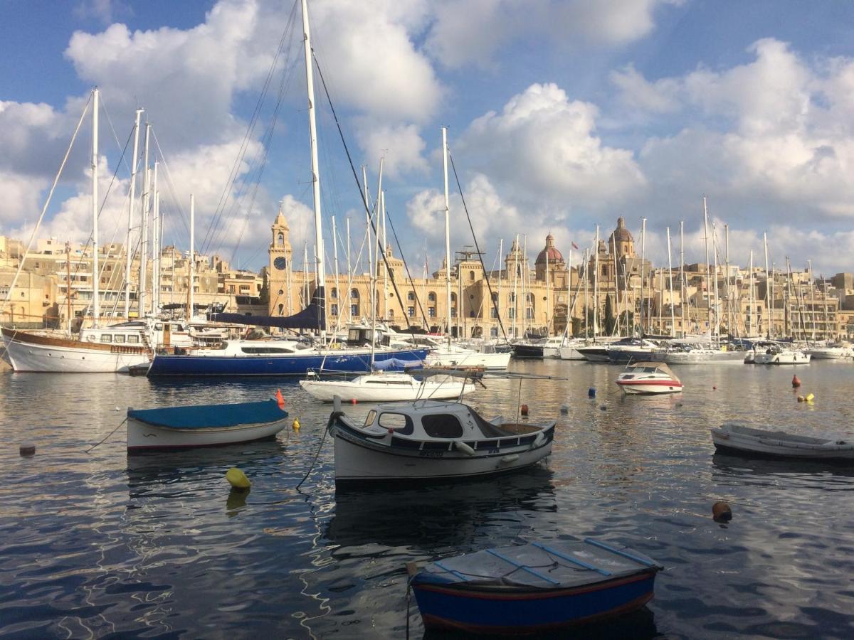 Senglea Medieval House Bagian luar foto