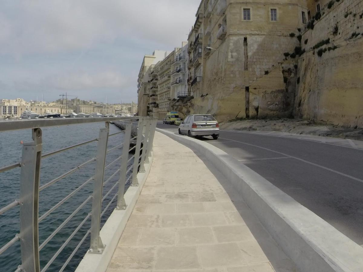 Senglea Medieval House Bagian luar foto